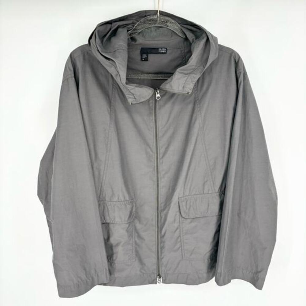 Eileen Fisher Water Resistant Nylon Hooded Jacket Size Medium Windbreaker Gray